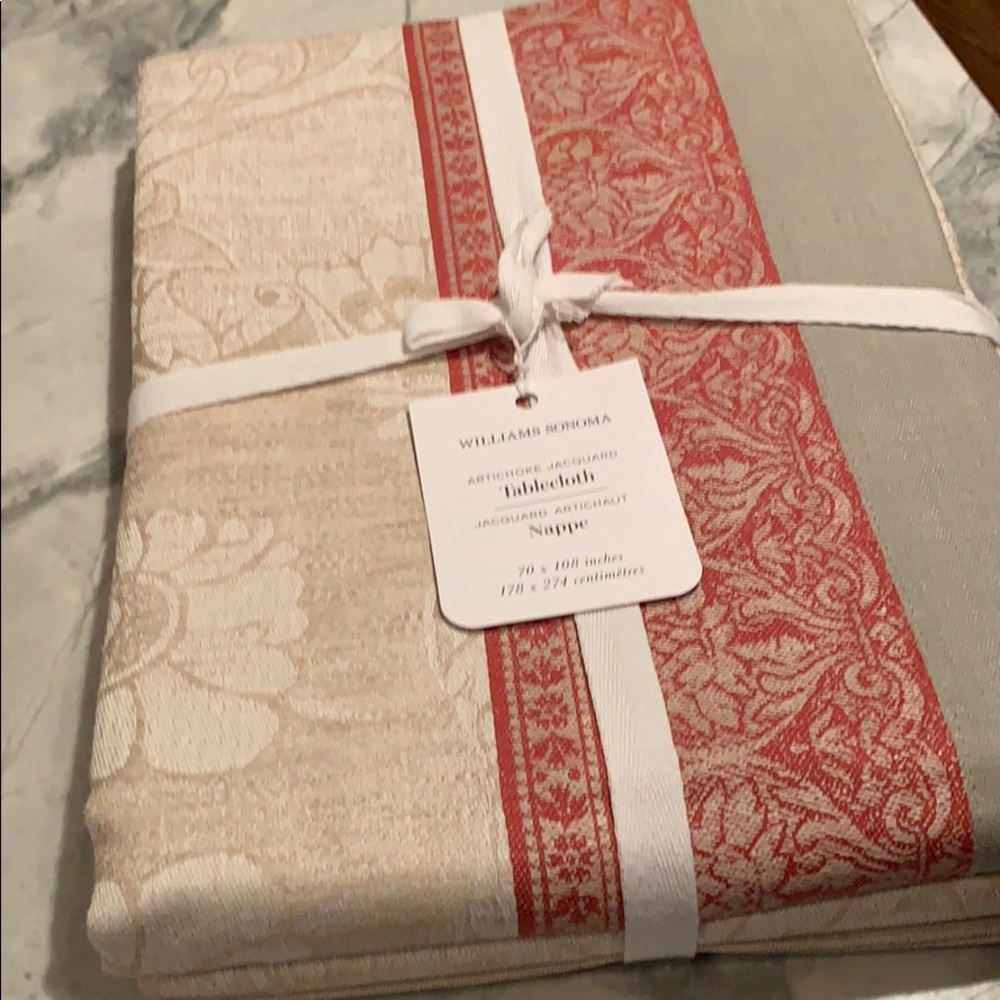 Artichoke Jacquard Tablecloth